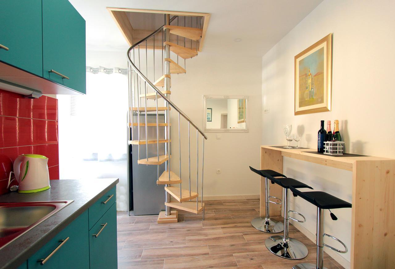 Apartment Nina Stobrec Bagian luar foto